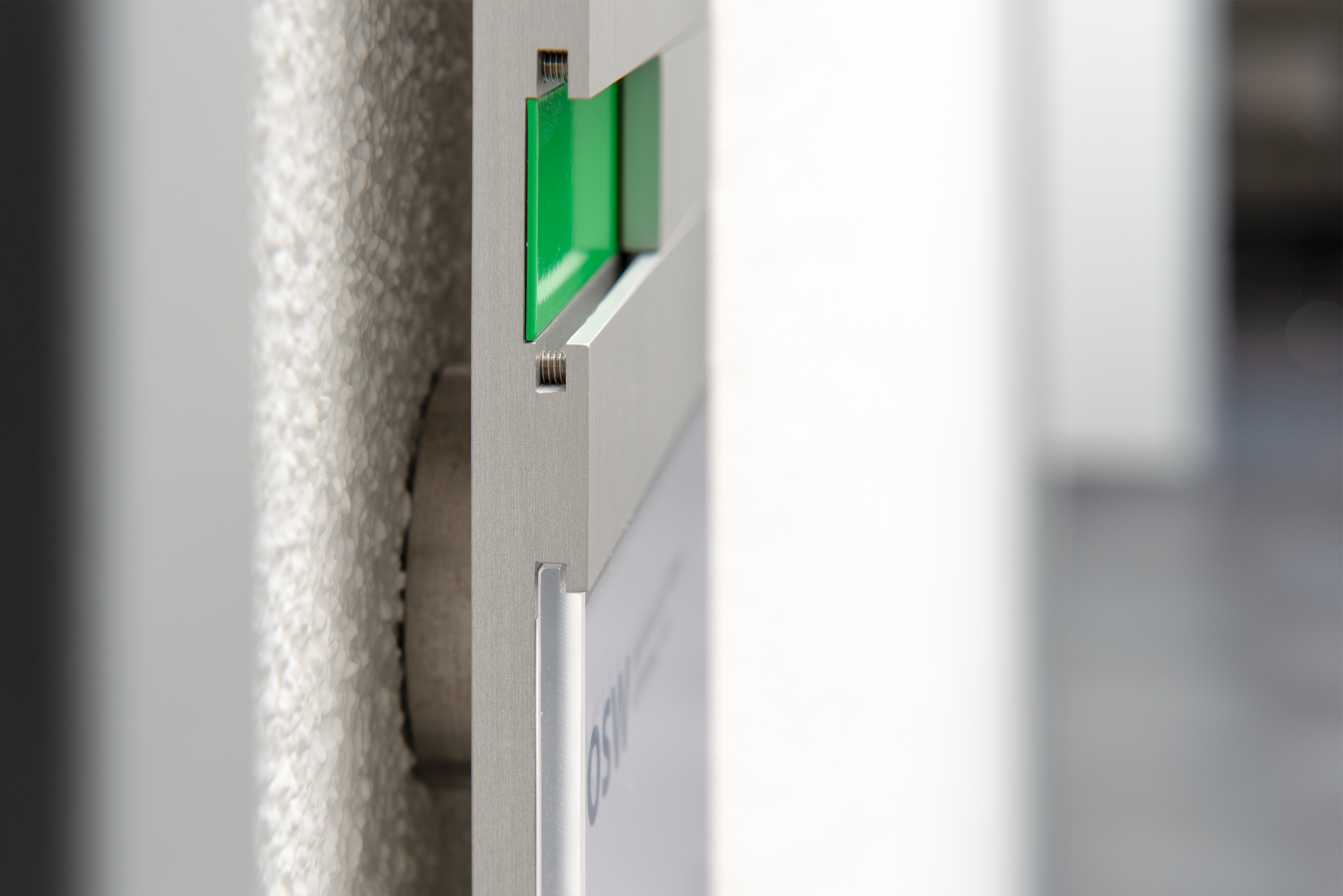 Signaletik-OSW-Oberstufenschule-Waedenswil-Raumschild-Besprechung-Frei-Besetzt-Detail