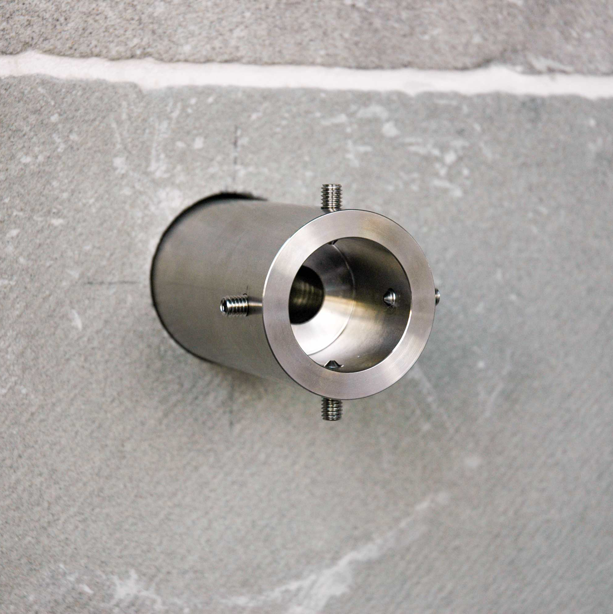 Signaletik Stadthaus Zürich Montagebeschlag